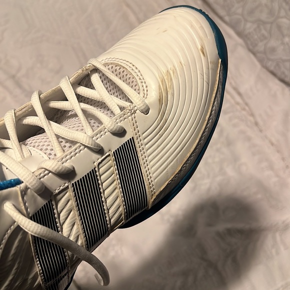 Men’s Adidas Basketball Shoes - Picture 3 of 4